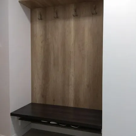 Apartment Tender Loft